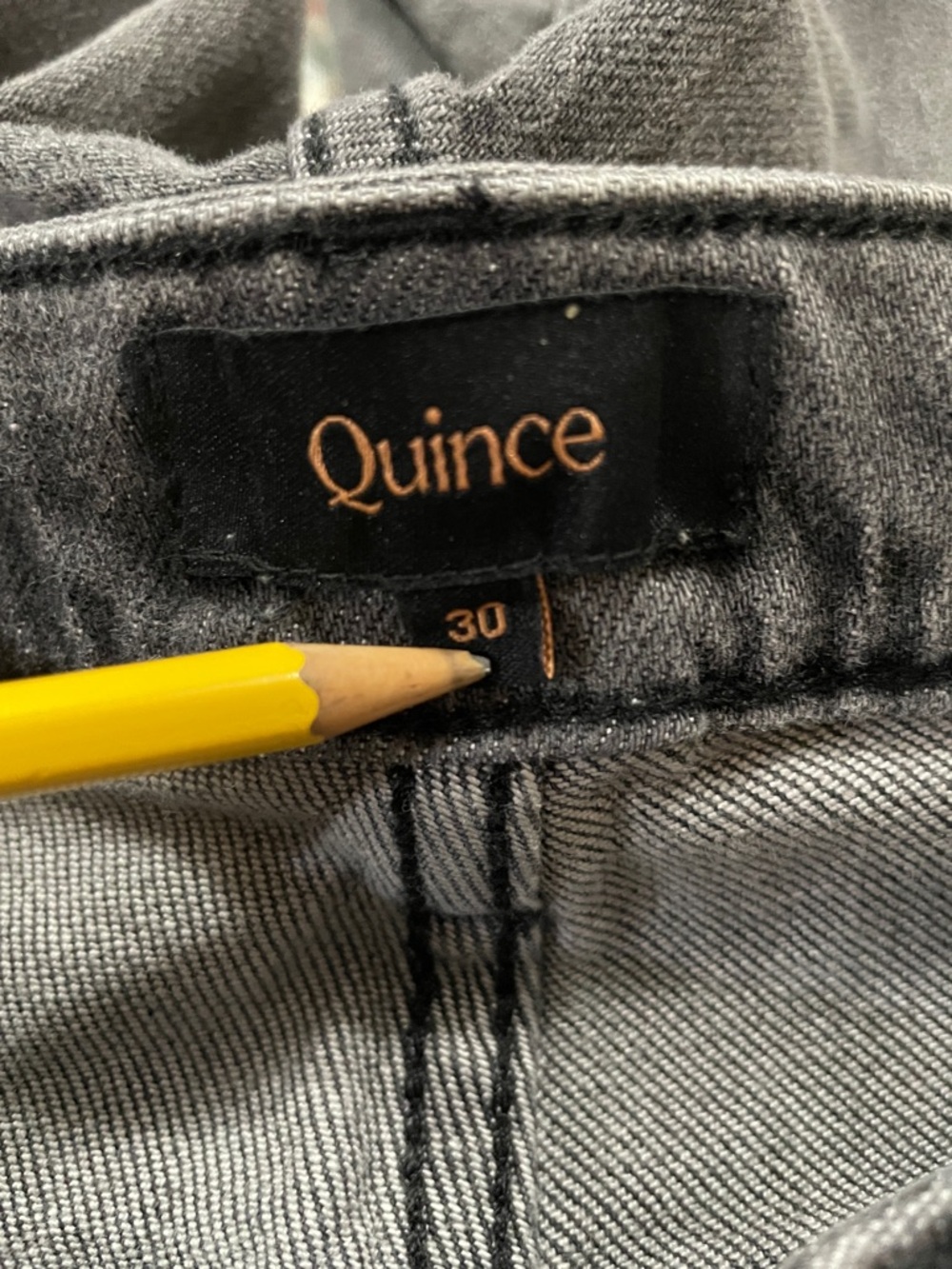 Quince Bella Stretch Relaxed Straight Jeans in Stonewashed Grey Size 30 - Picture 5 of 8